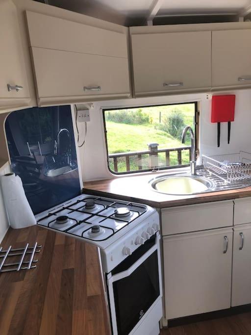 5f Stanley Lodge, Caer Beris, - No Tradesman Chalet Builth Wells