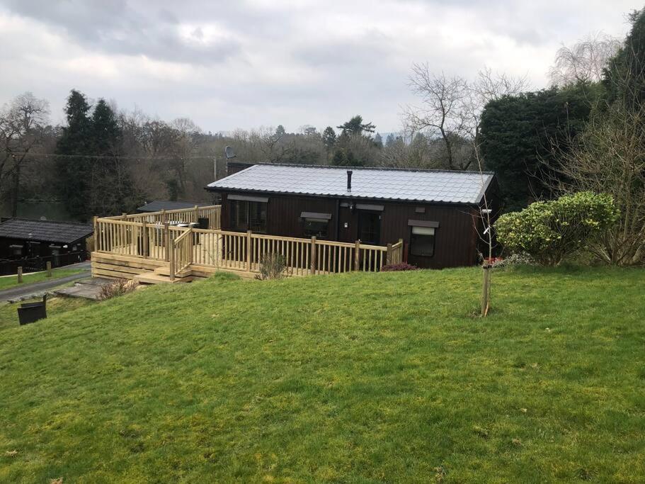 5f Stanley Lodge, Caer Beris, - No Tradesman Chalet